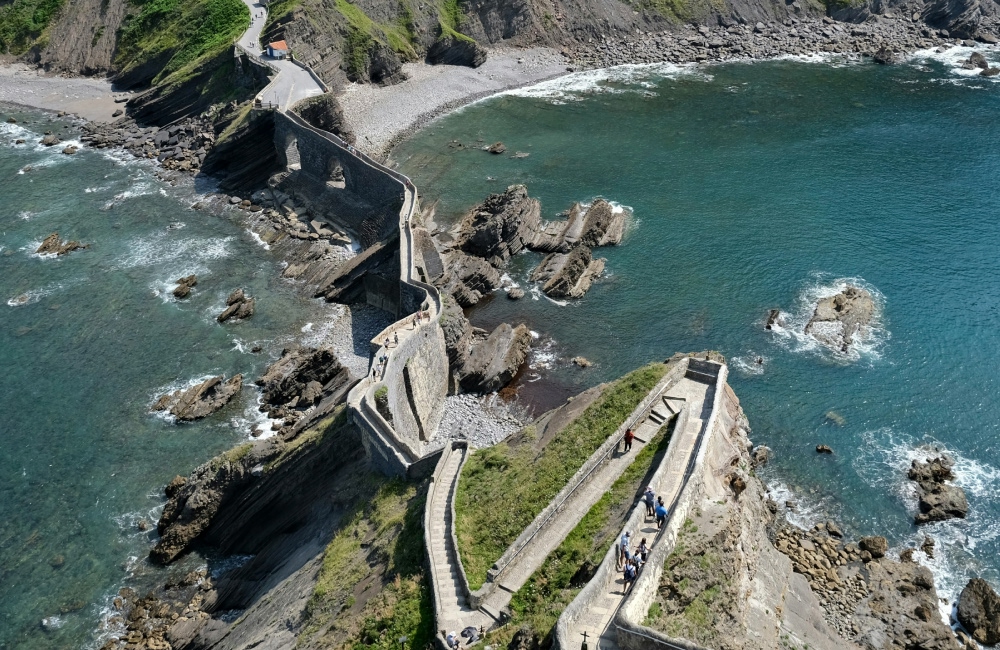 Integramos tecnología inmersiva y accesible en el nuevo espacio museístico de Bermeo
